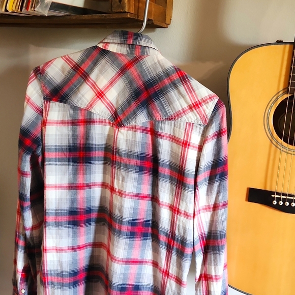 Flannel - Picture 3 of 3